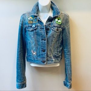 American Eagle Women’s Cropped Denim Jean Jacket Size Small Sewn on Patches